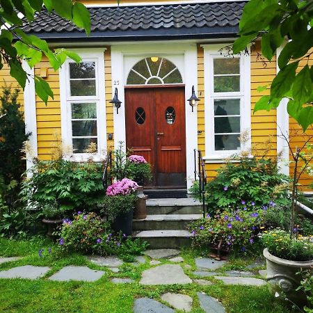Wergelandshuset, Egen Leilighet 60 M2 Daire Kristiansand Dış mekan fotoğraf